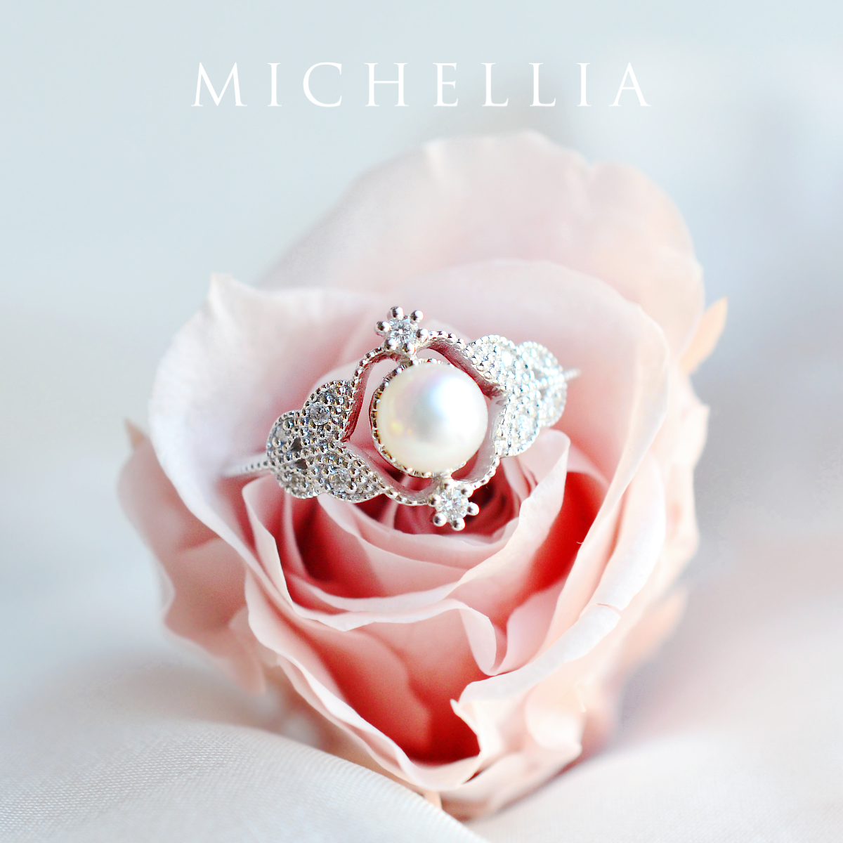 [Adeline] Vintage Rose Ring in Akoya Pearl