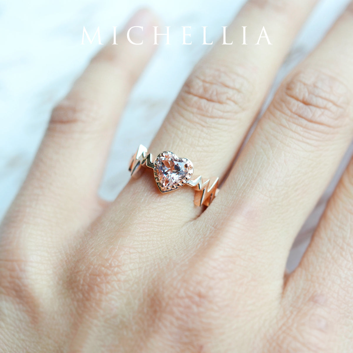 [Scarlett] Electrocardiogram Heartbeat Ring in Morganite