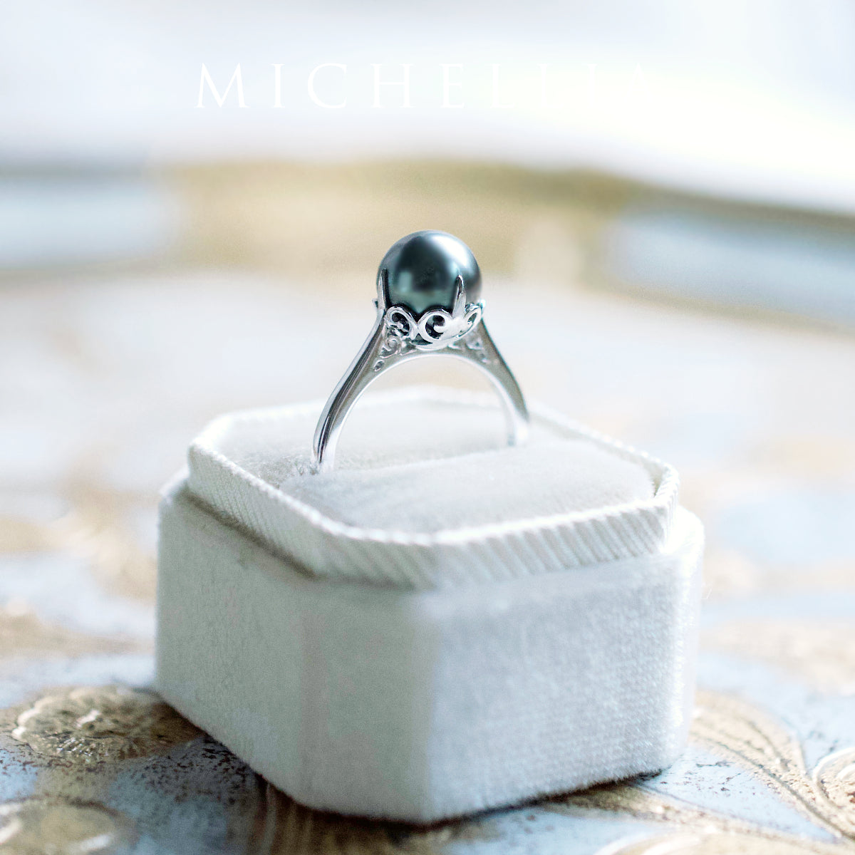 [Marguerite] Victorian Lace Solitaire Engagement Ring in Tahitian Pearl