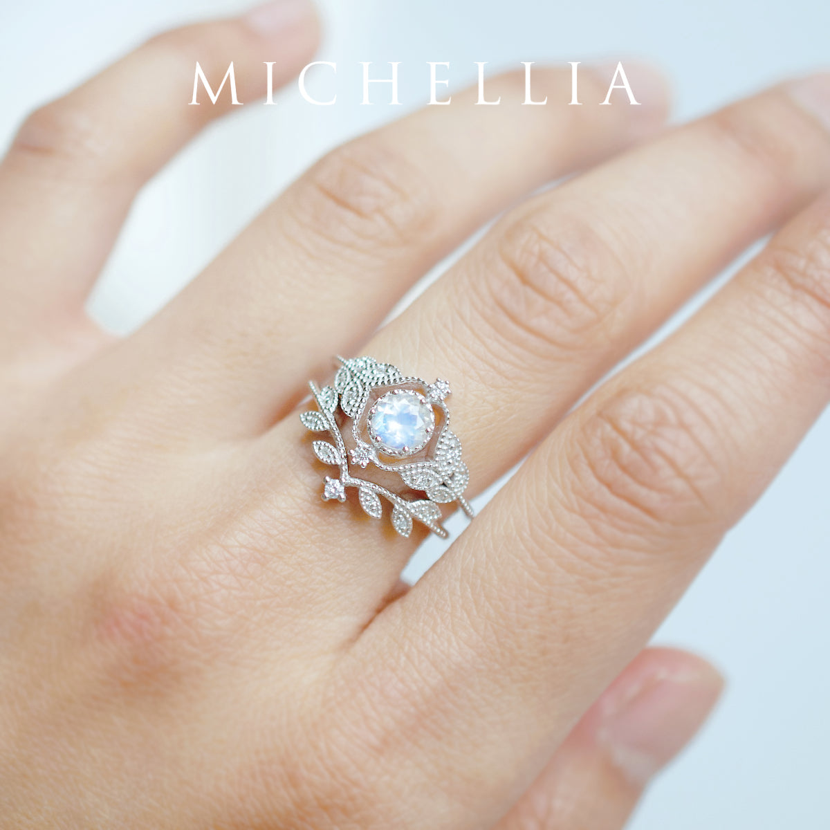 [Adeline] Vintage Rose Ring in Moonstone