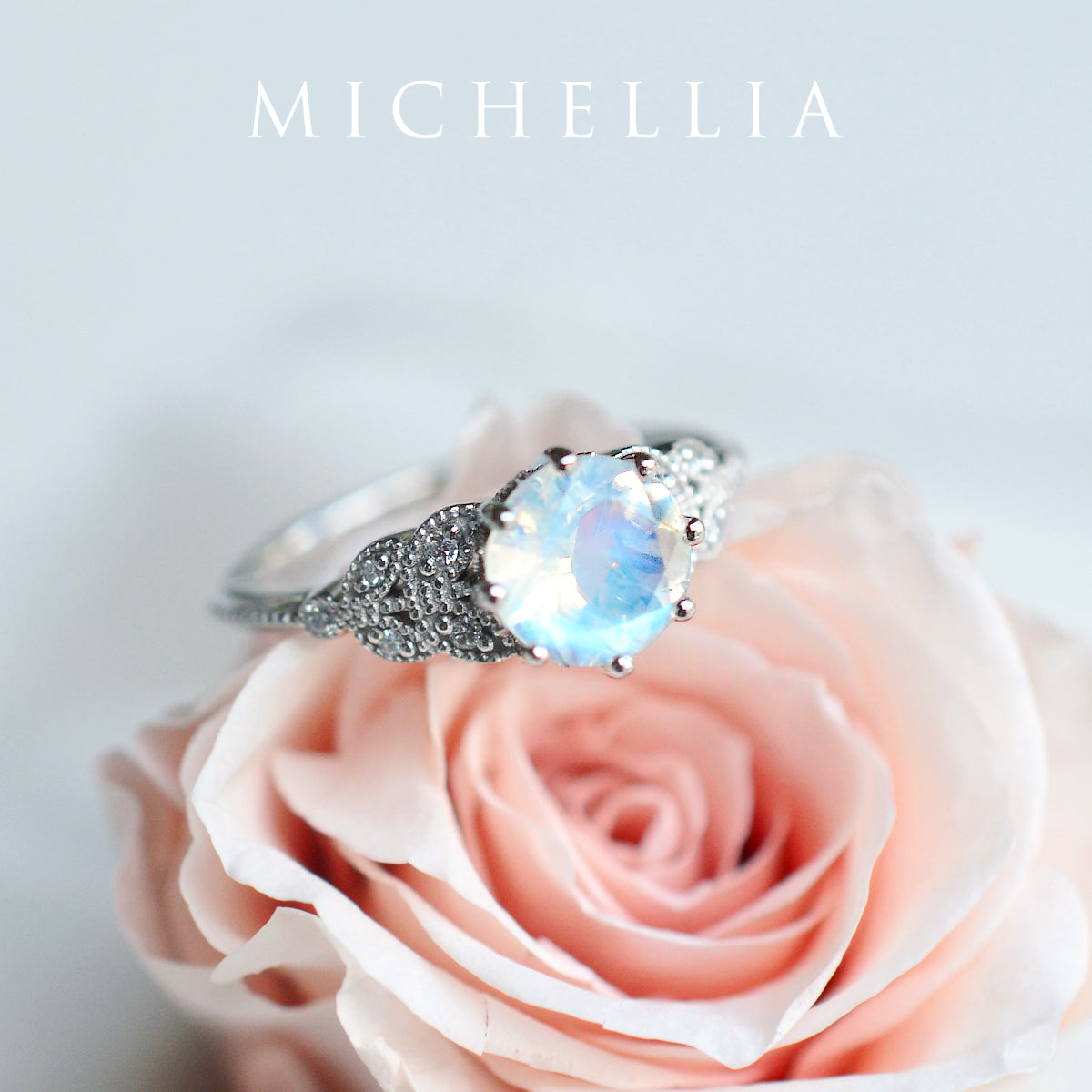 [Kerensa] Classic Floral Engagement Ring in Moonstone