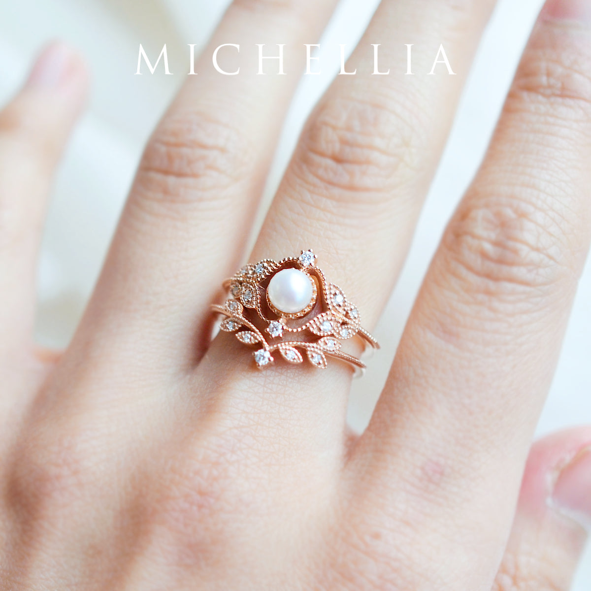 [Adeline] Vintage Rose Ring in Akoya Pearl