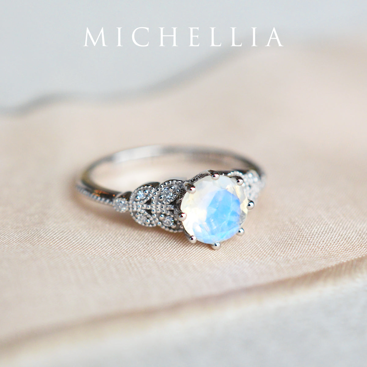 [Kerensa] Classic Floral Engagement Ring in Moonstone