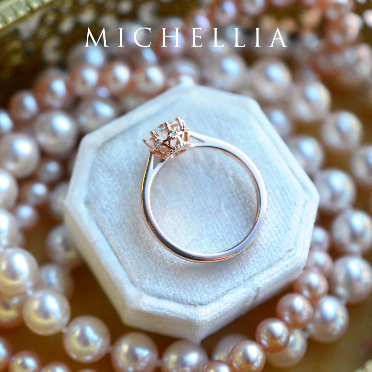 [Cassandra] Vintage Crown Solitaire Engagement Ring in Diamond / Moissanite
