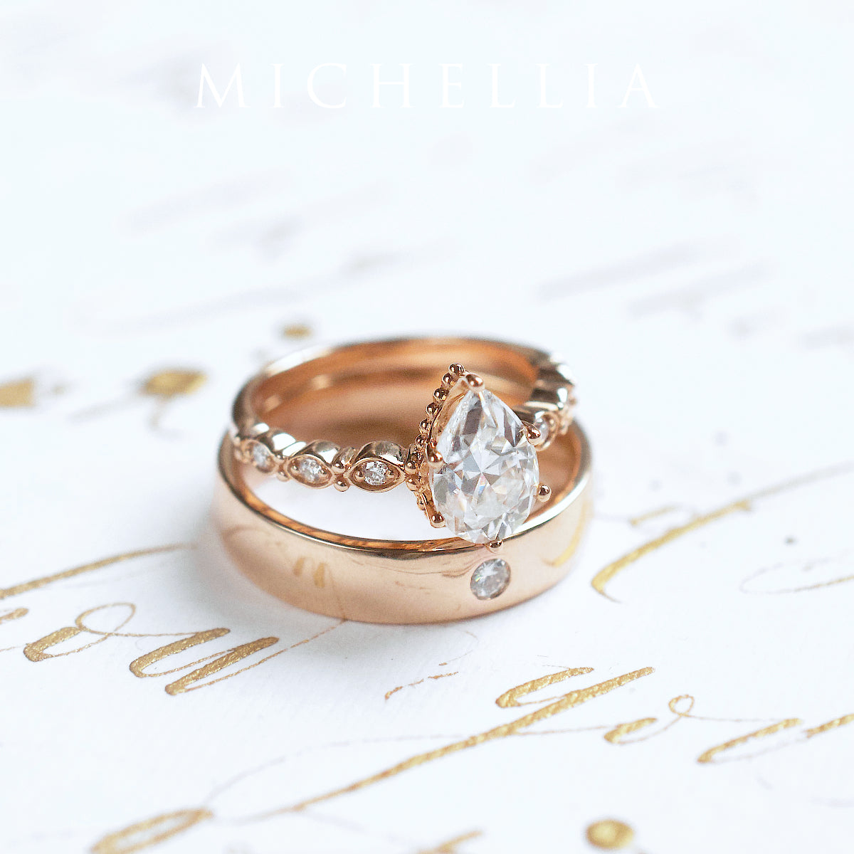 [Emelia] Vintage Classic Crown Pear Cut Engagement Ring in Diamond / Moissanite