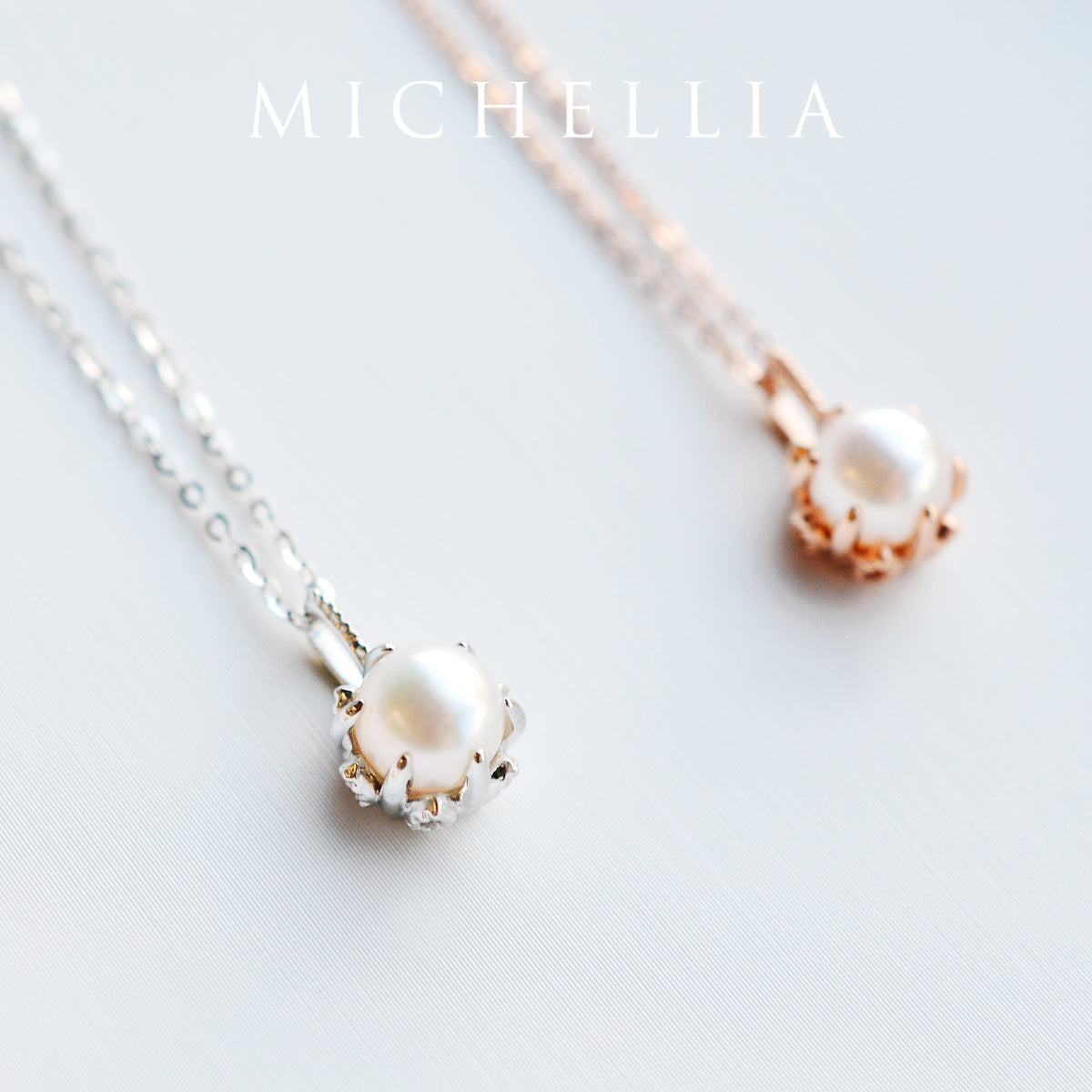 [Eden] Floral Solitaire Necklace in Akoya Pearl