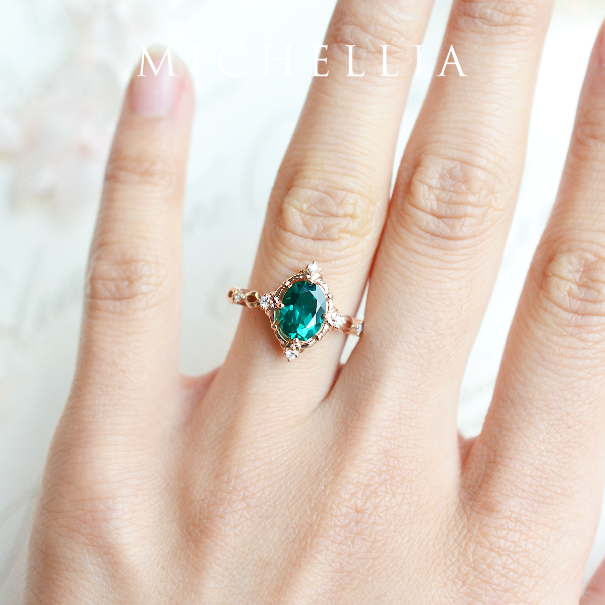 [Anastasia] Victorian Heirloom Oval Cut Ring in Lab Emerald