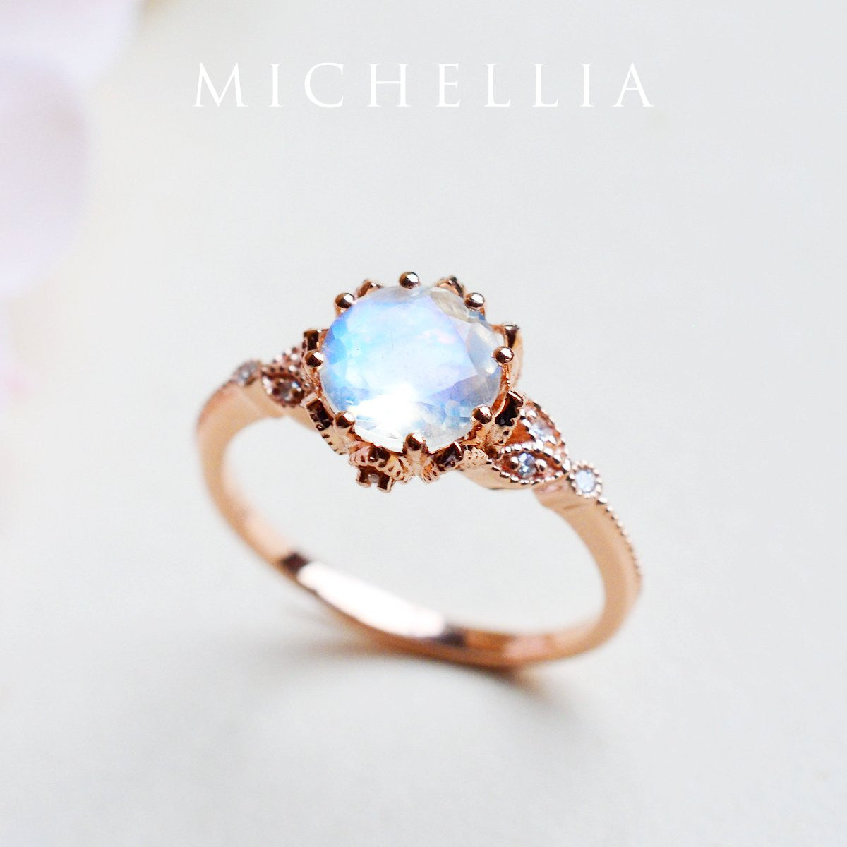 [Evanthe] Vintage Floral Engagement Ring in Moonstone