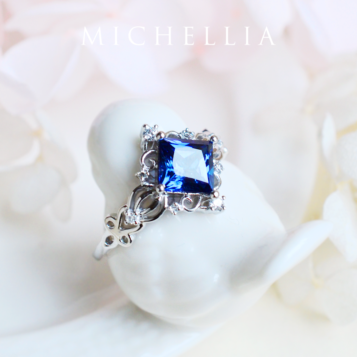 [Elsa] Vintage Square Princess Cut Engagement Ring in Lab Blue Sapphire