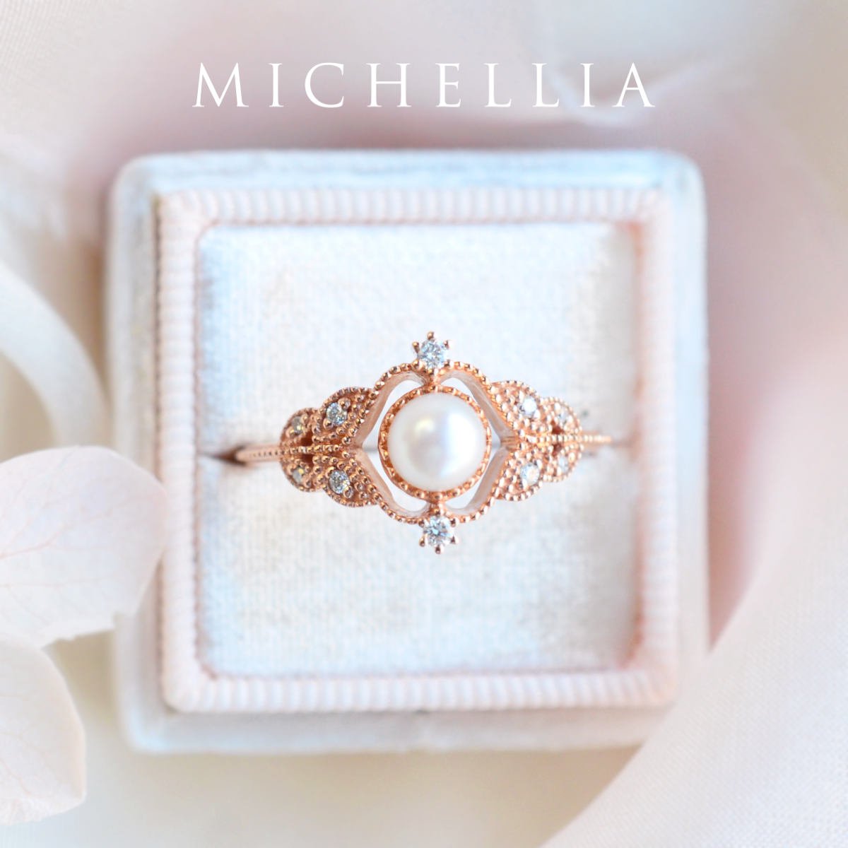[Adeline] Vintage Rose Ring in Akoya Pearl