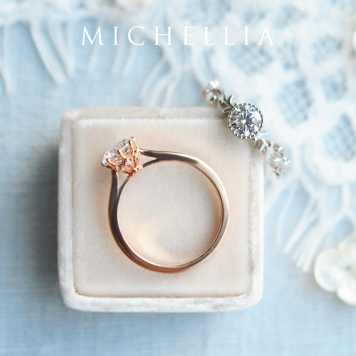 [Victoria] Classic Crown Solitaire Engagement Ring in Diamond / Moissanite