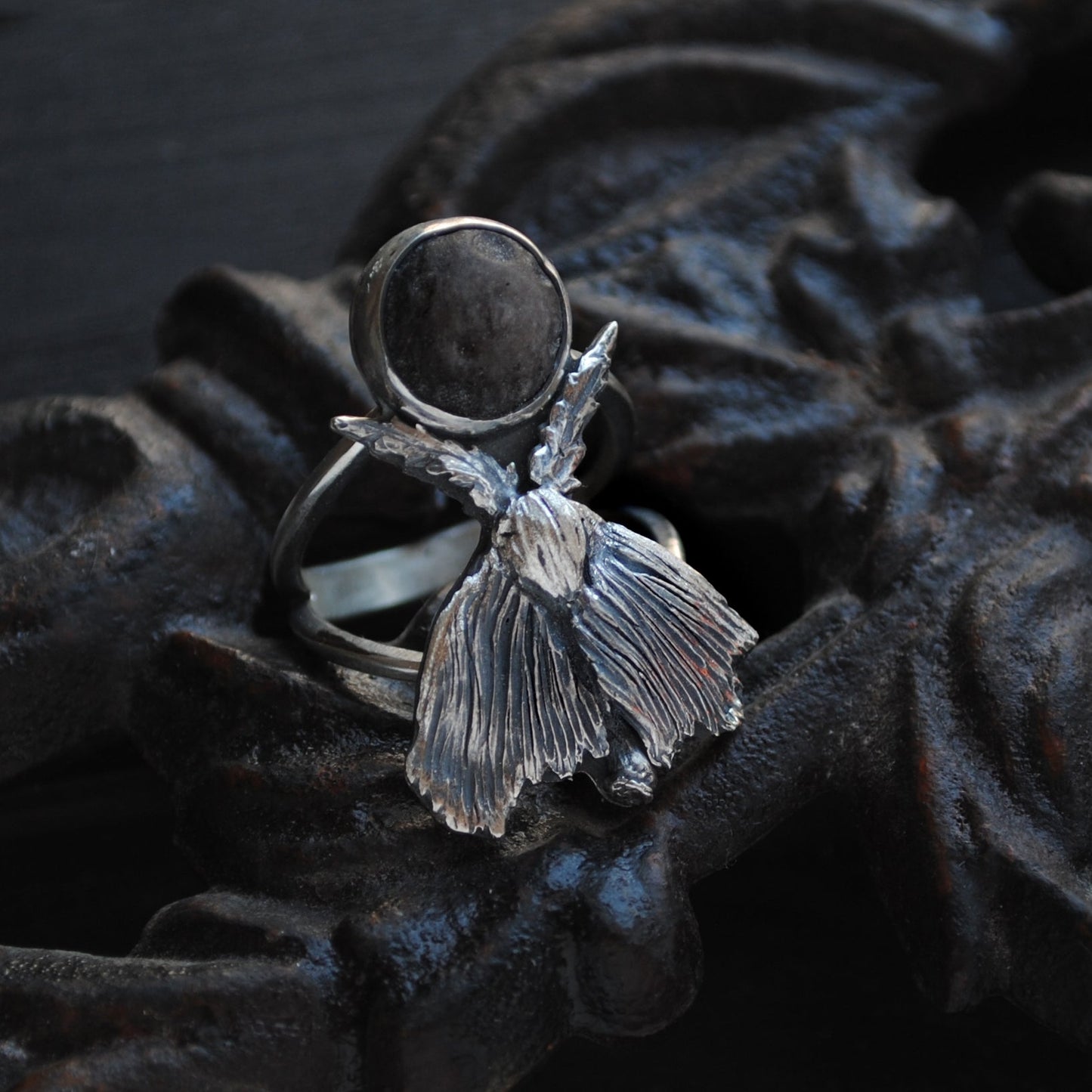 Size 7 - Moon Moth