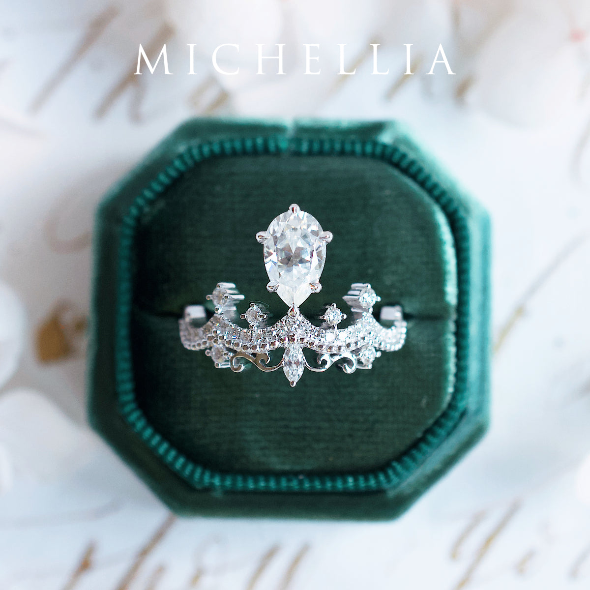 [Antoinette] Vintage Chandelier Engagement Ring in Diamond / Moissanite