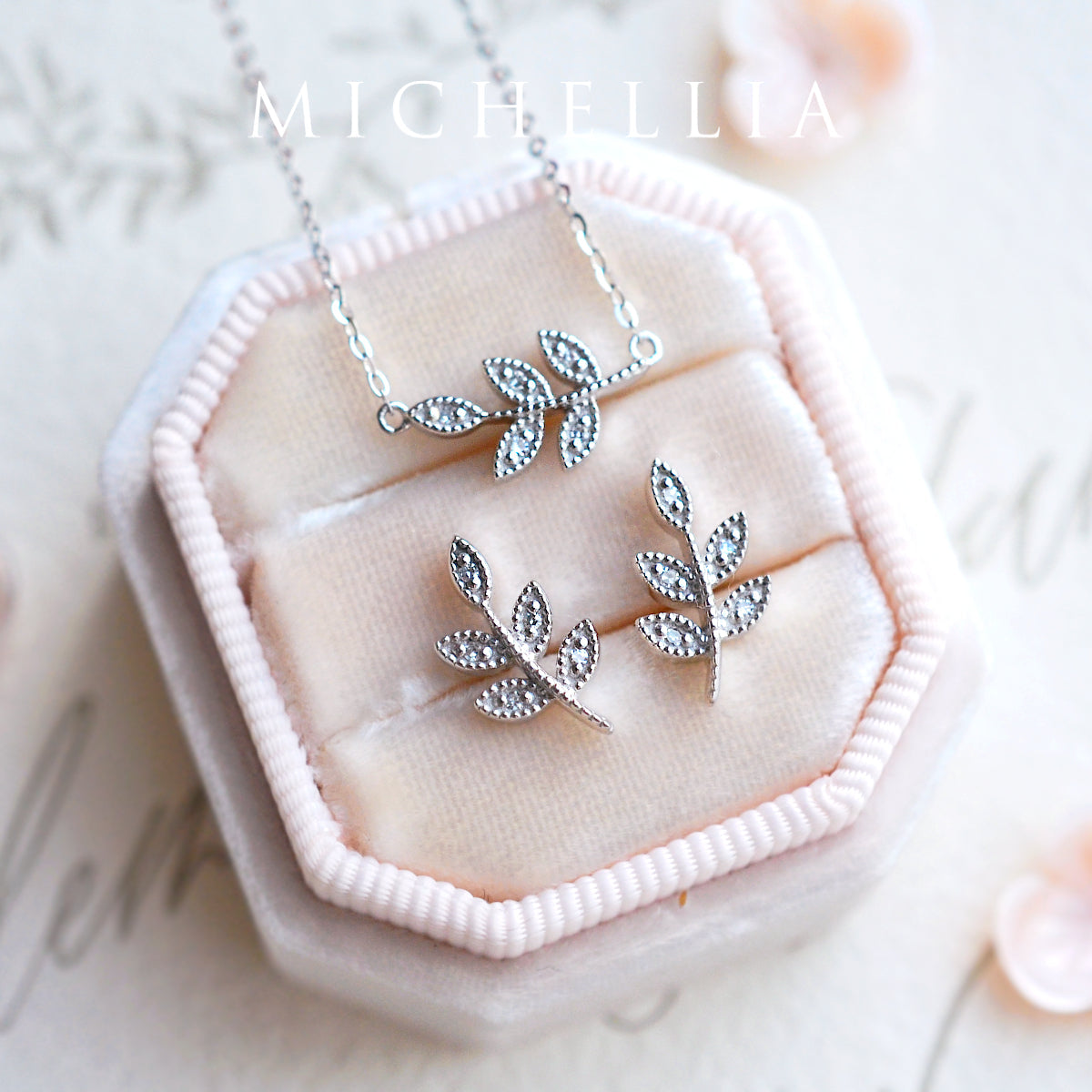 [Viridis] Petite Leaf Necklace