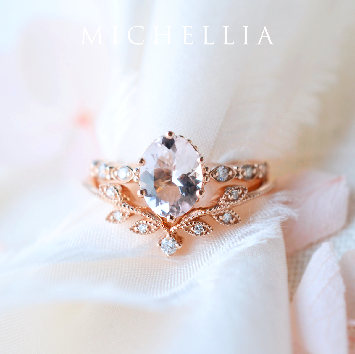 [Evelina] Vintage Classic Crown Oval Engagement Ring in Morganite