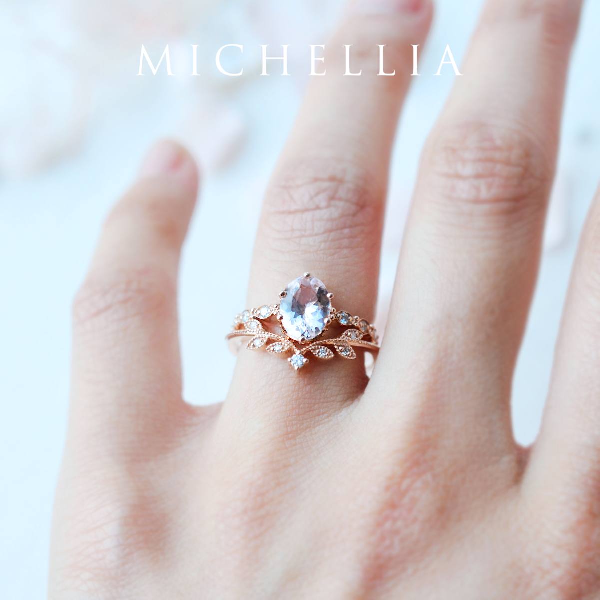 [Evelina] Vintage Classic Crown Oval Engagement Ring in Morganite