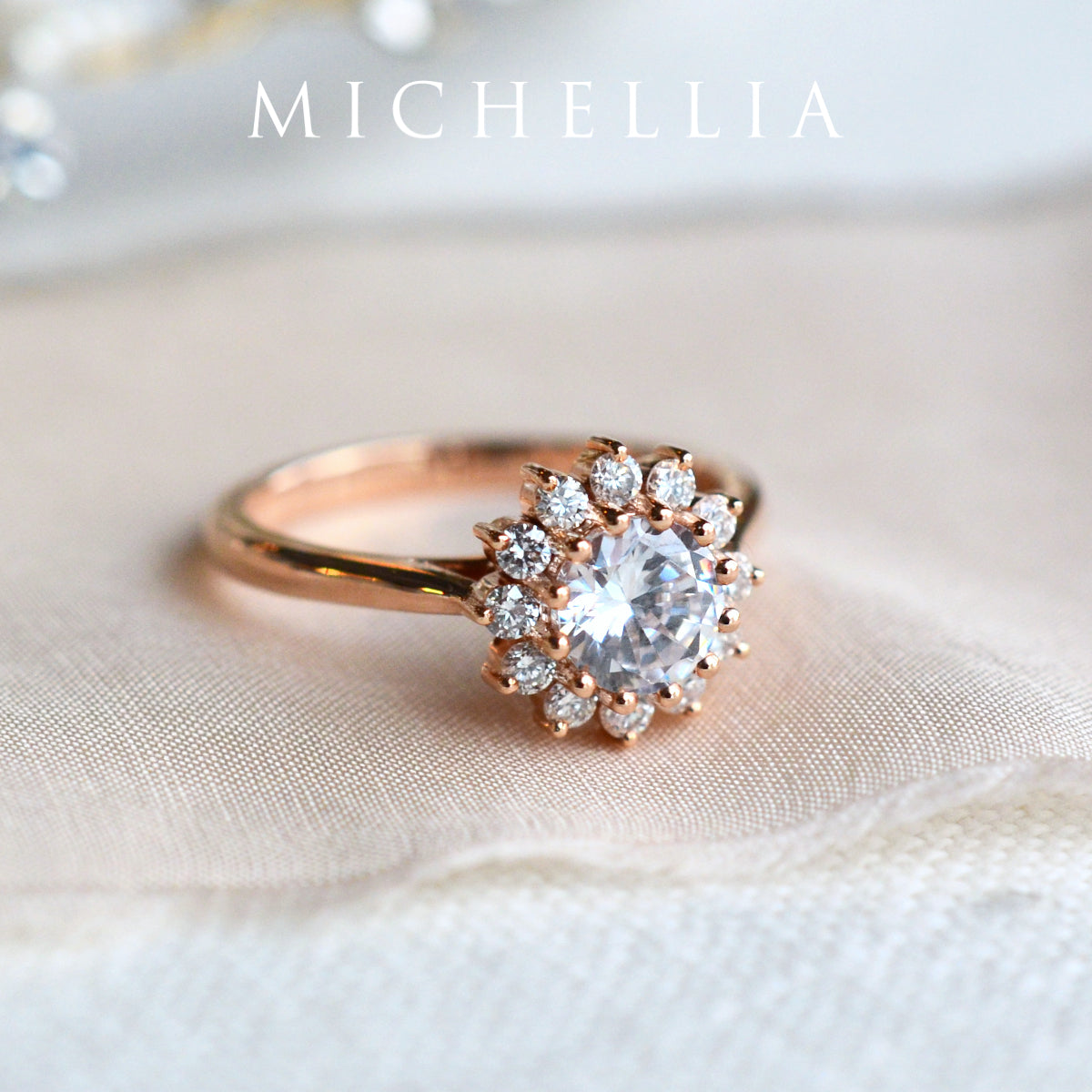[Rosalie] Vintage Bloom Engagement Ring in Diamond / Moissanite