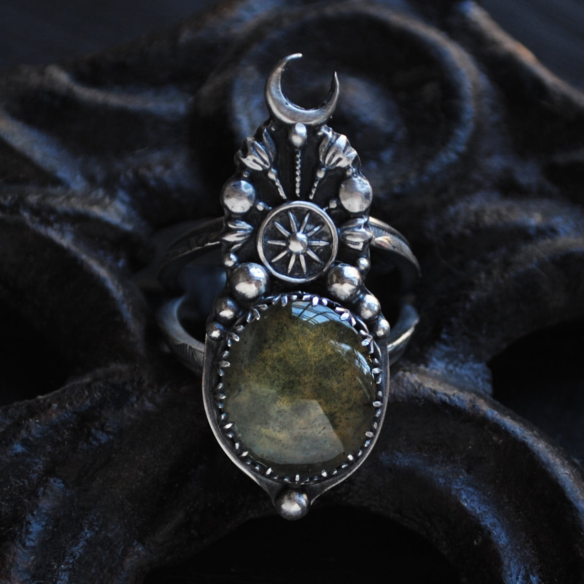Size 6.75 - Moonlight Upon Emerald Moss