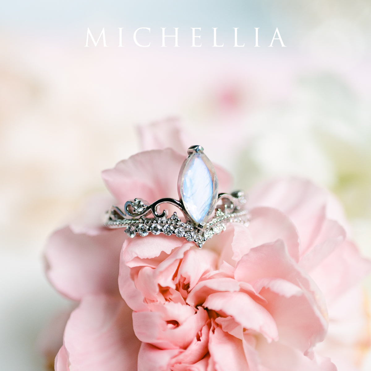 [Windsor] Heirloom Crown Marquise Cut Ring in Moonstone