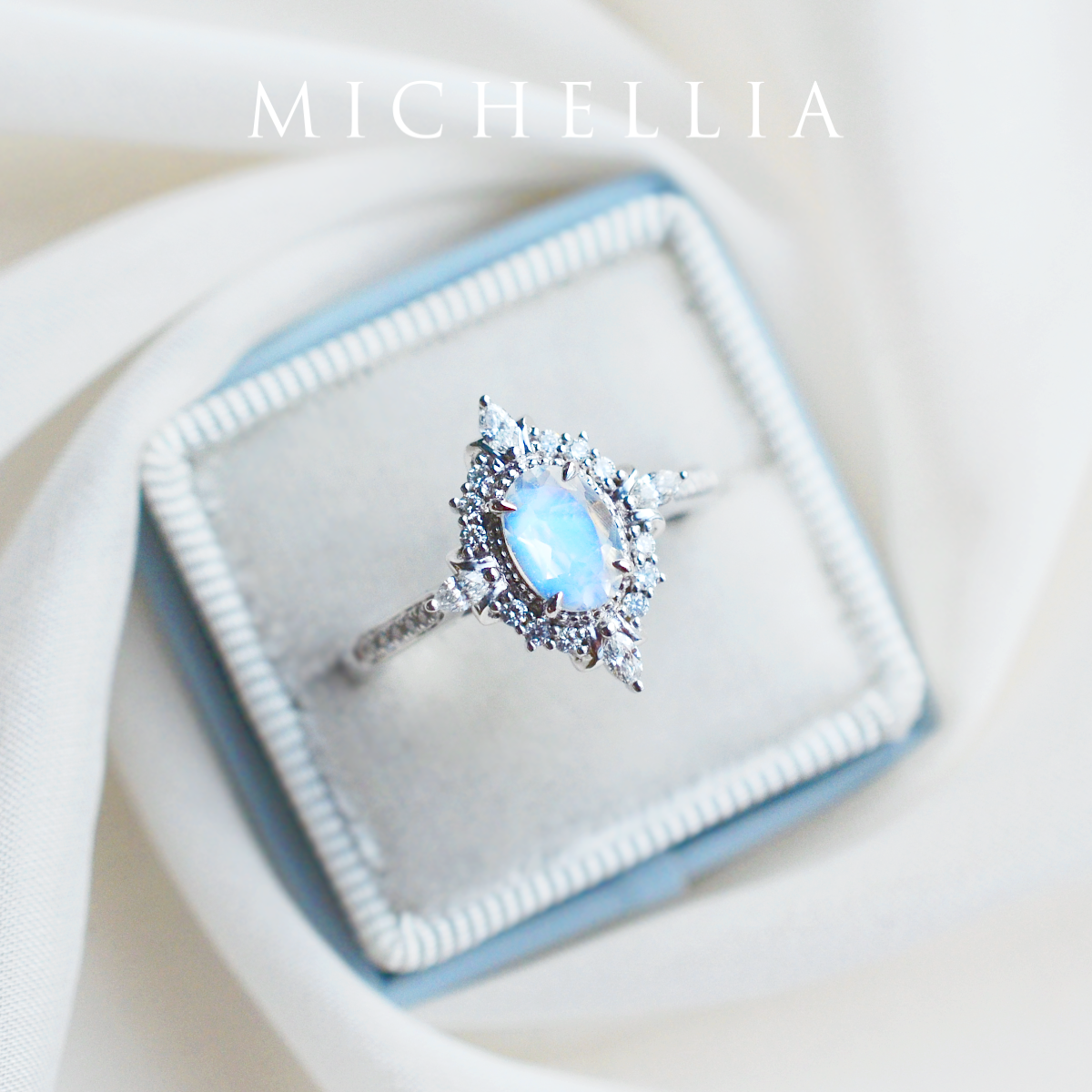 [Alessandra] Art Deco Oval Cut Ring in Moonstone