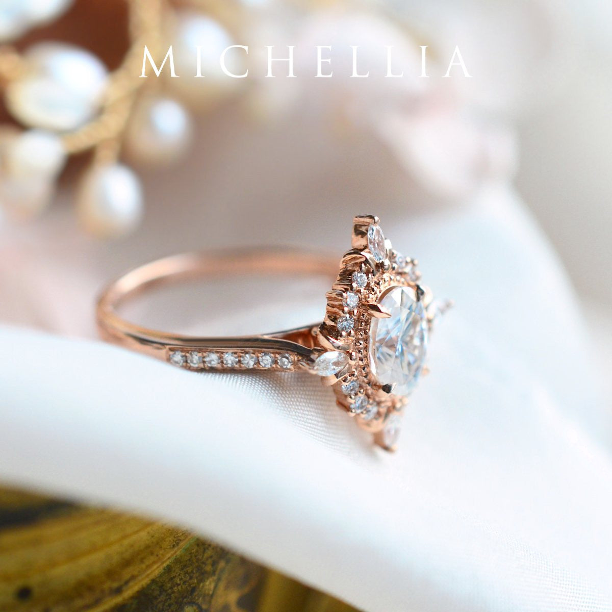 [Alessandra] Art Deco Oval Cut Engagement Ring in Diamond / Moissanite
