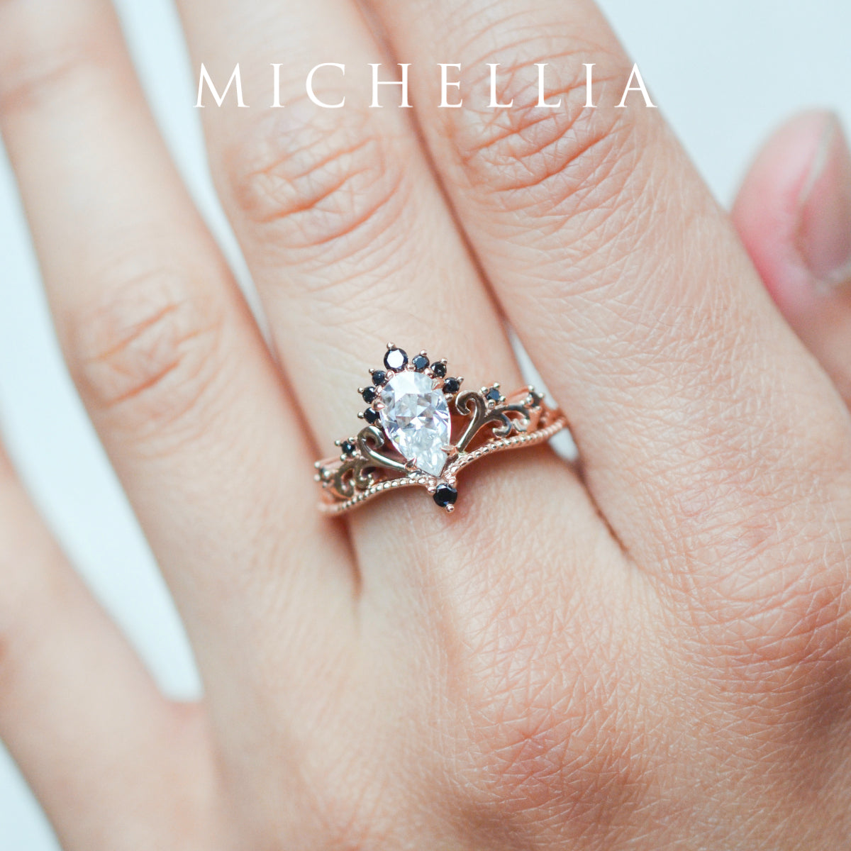 [Reinette] Empress Crown Pear Cut Ring in Morganite