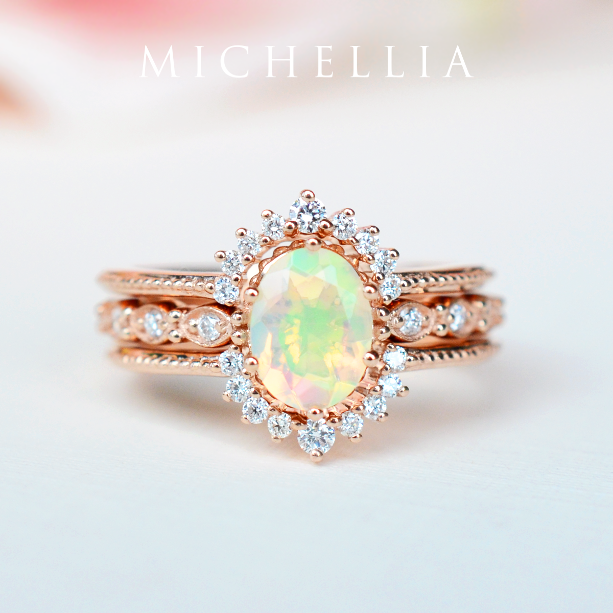 [Evelina] Vintage Classic Crown Oval Engagement Ring in Aquamarine