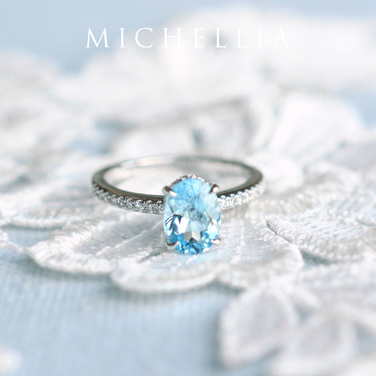[Elaine] Modern Classic Oval Solitaire Ring in Aquamarine