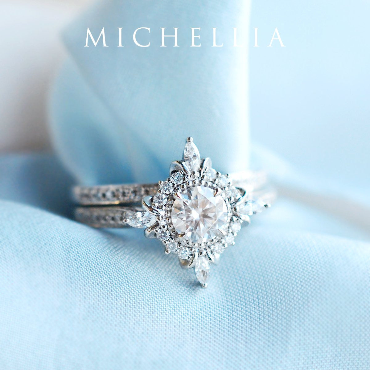 [Astrid] Art Deco Petite Engagement Ring in Diamond / Moissanite
