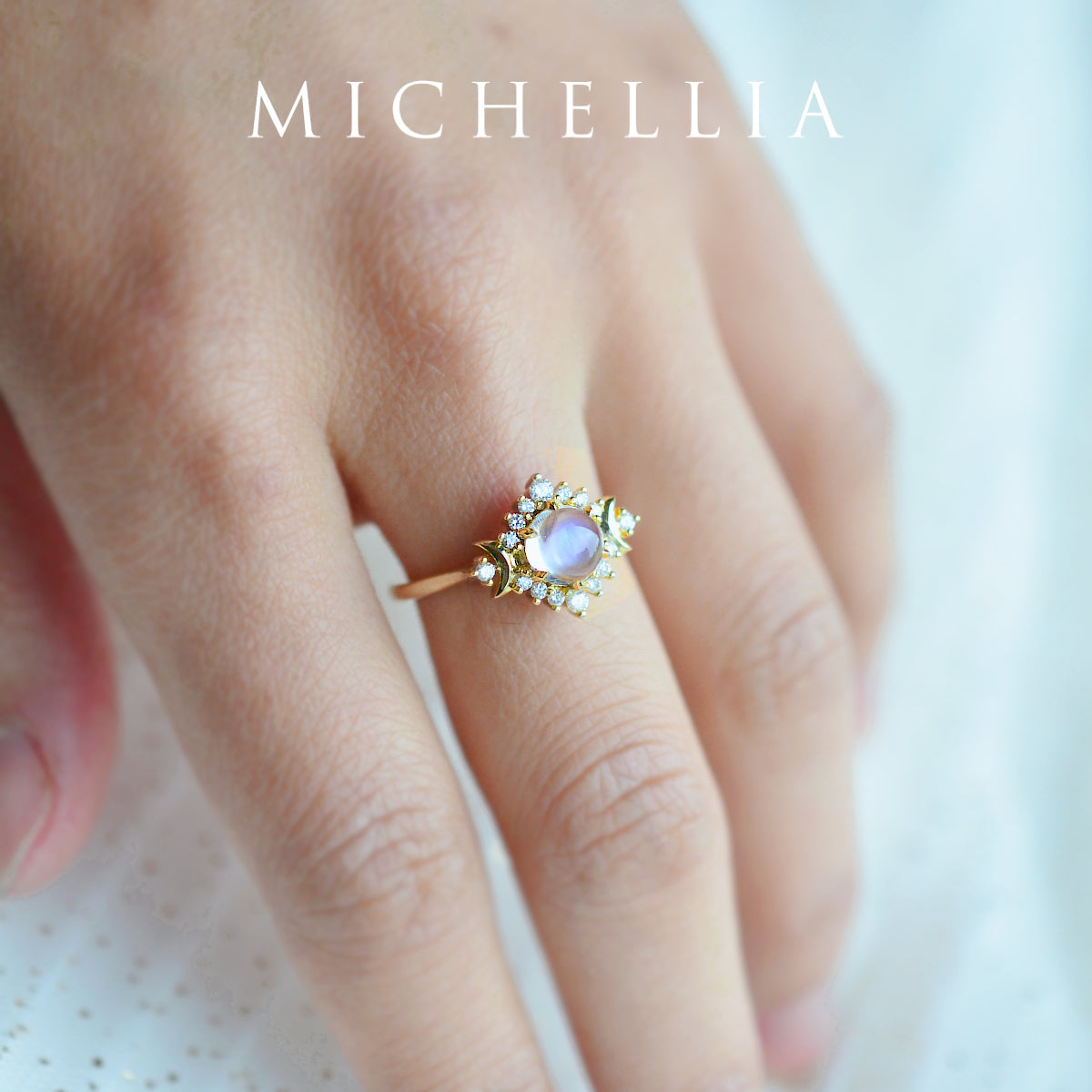 [Selene] Moon Goddess Ring in Lab Alexandrite