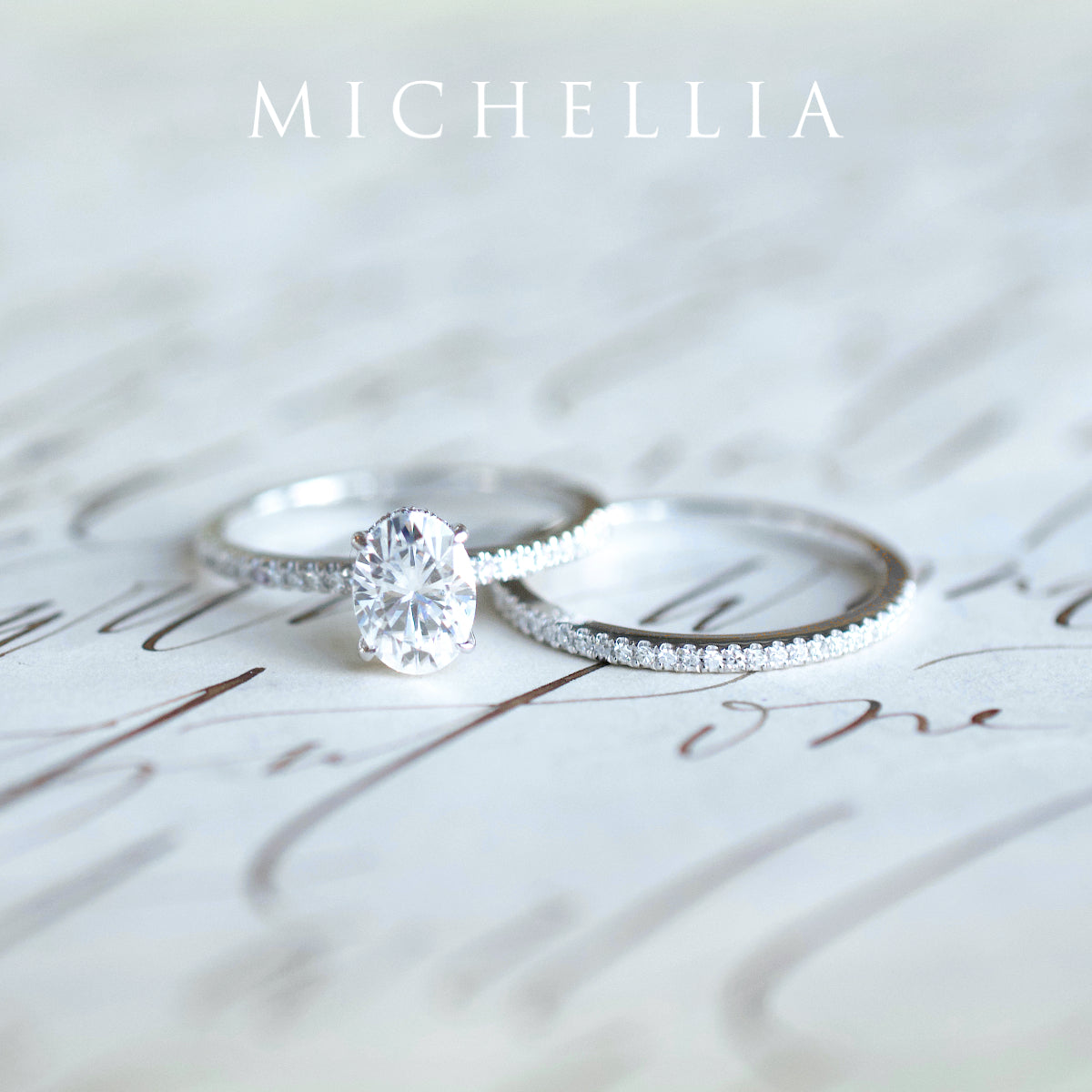 [Elaine] Classic Oval Solitaire Engagement Ring with Hidden Halo in Diamond / Moissanite