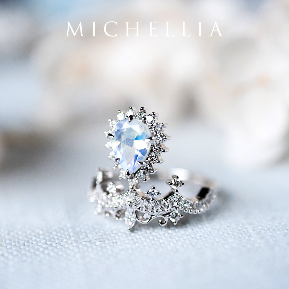 [Angelique] Venetian Crown Engagement Ring in Moonstone