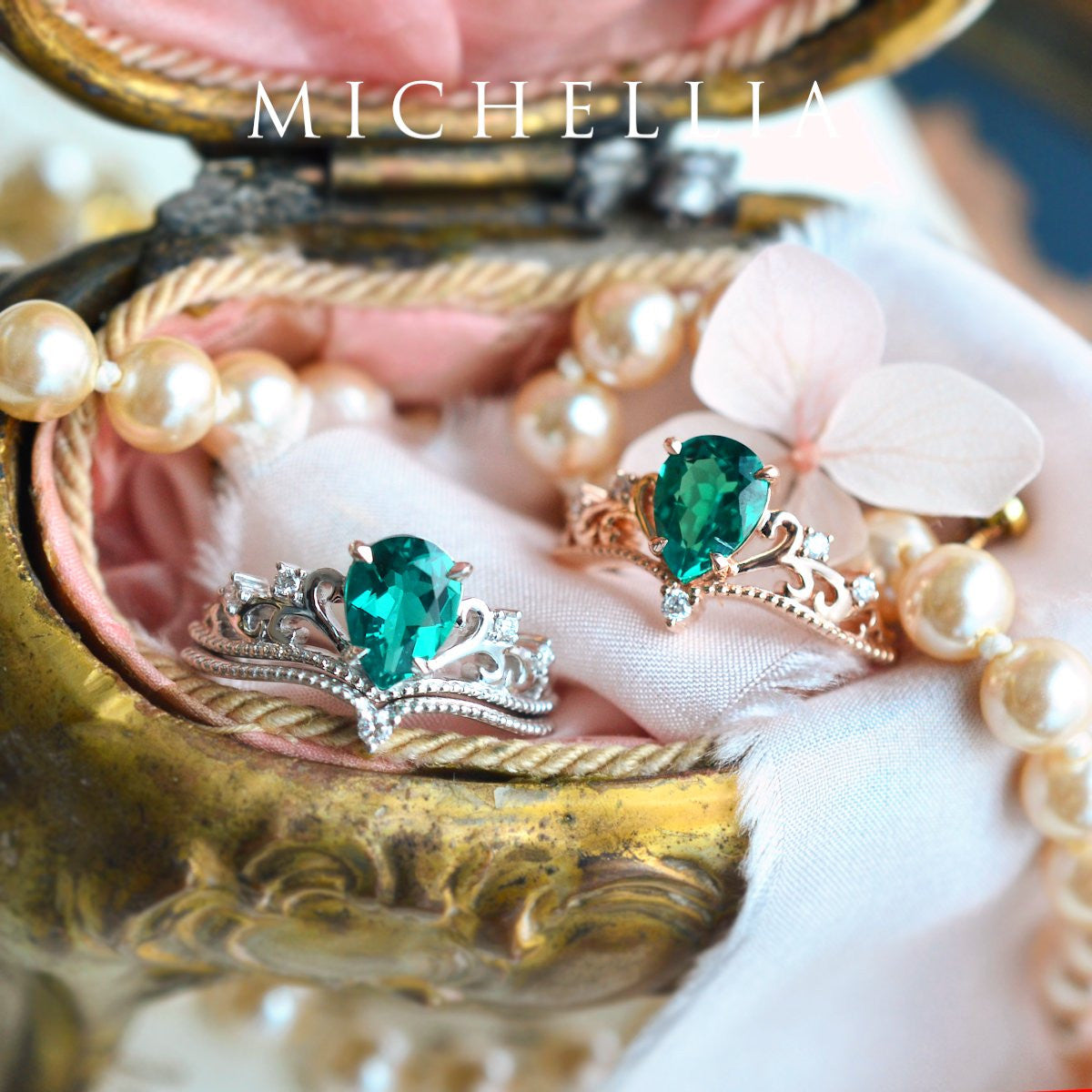 [Veronica] Vintage Crown Pear Engagement  Ring in Emerald