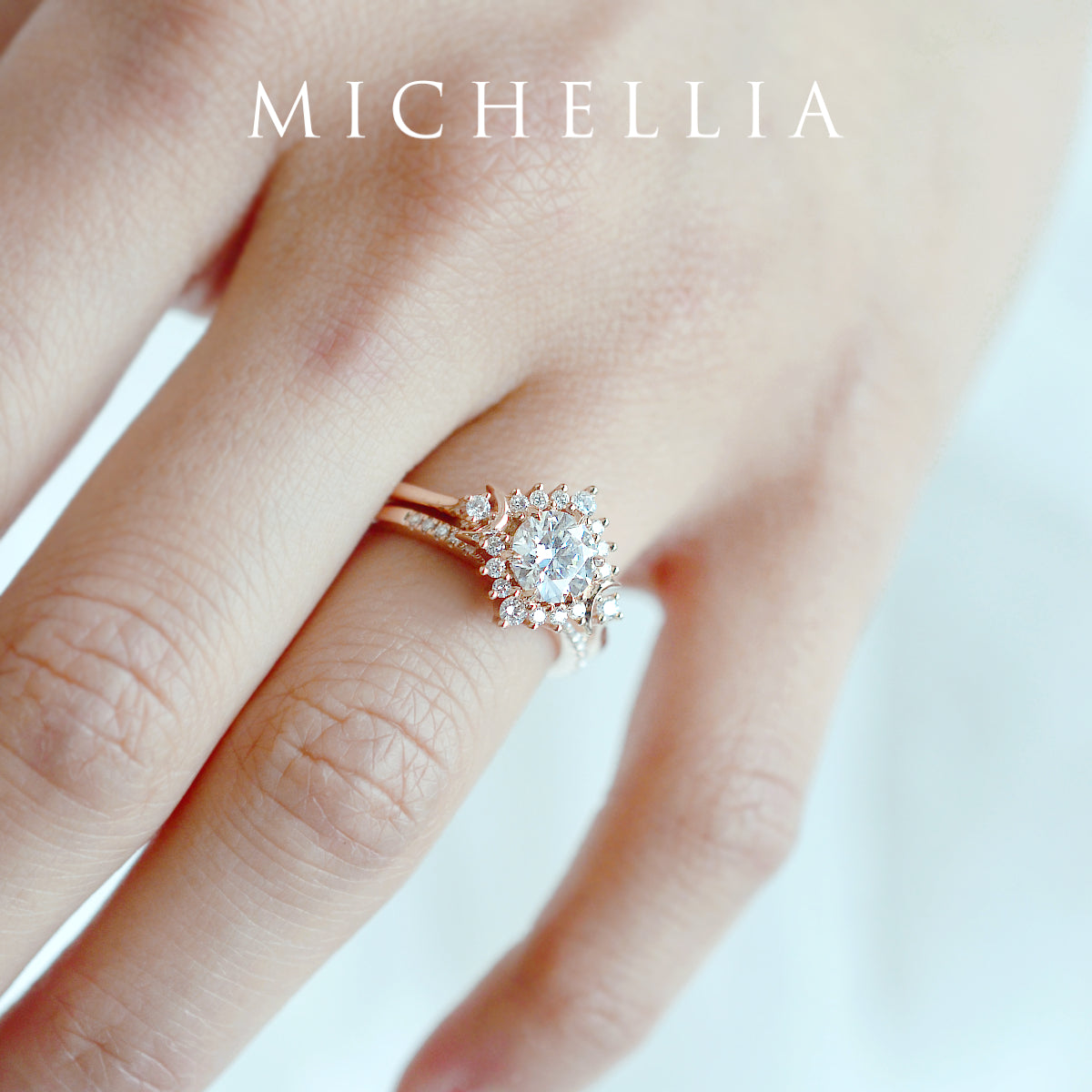 [Selene] Moon Goddess Engagement Ring in Diamond / Moissanite