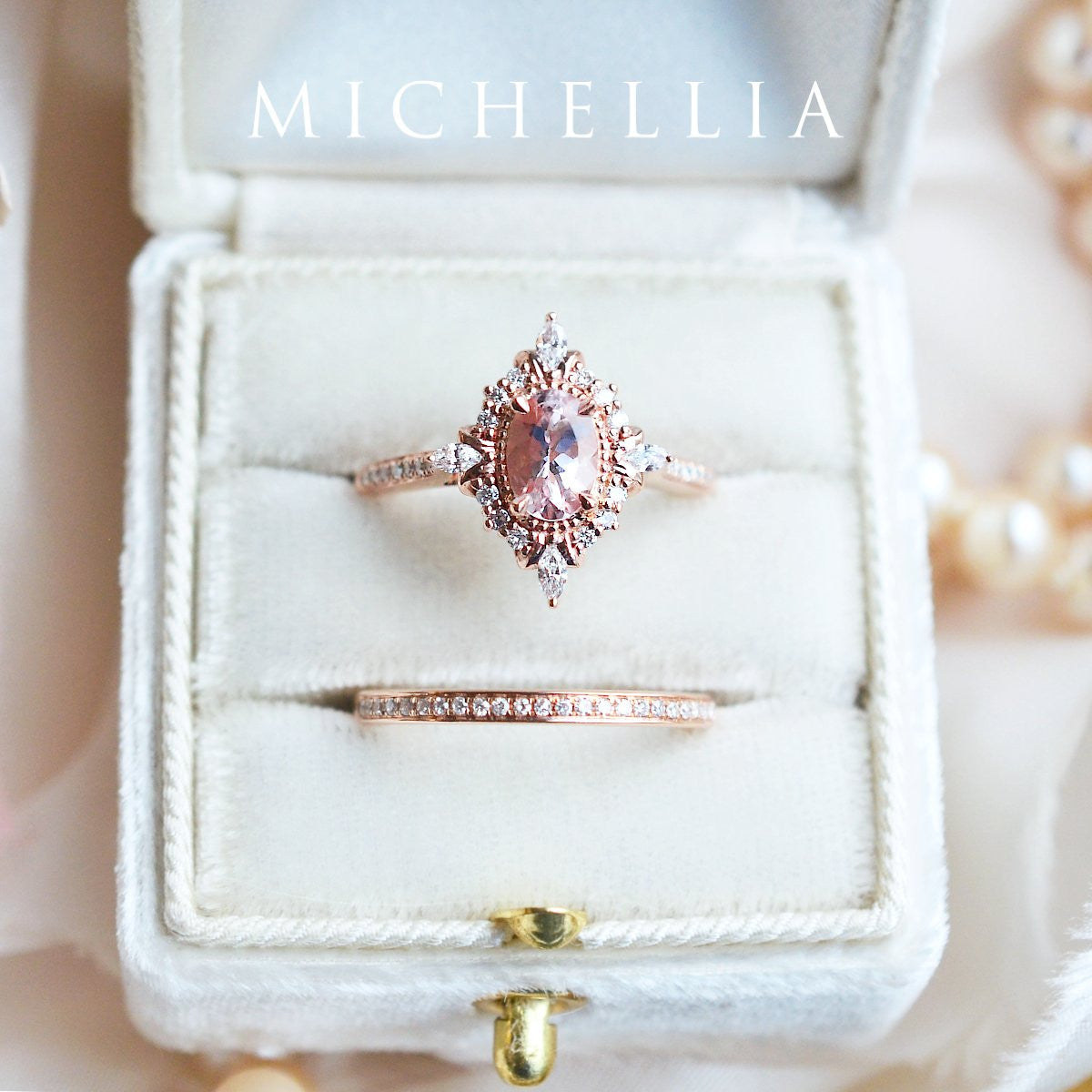 [Alessandra] Art Deco Oval Cut Ring in Morganite