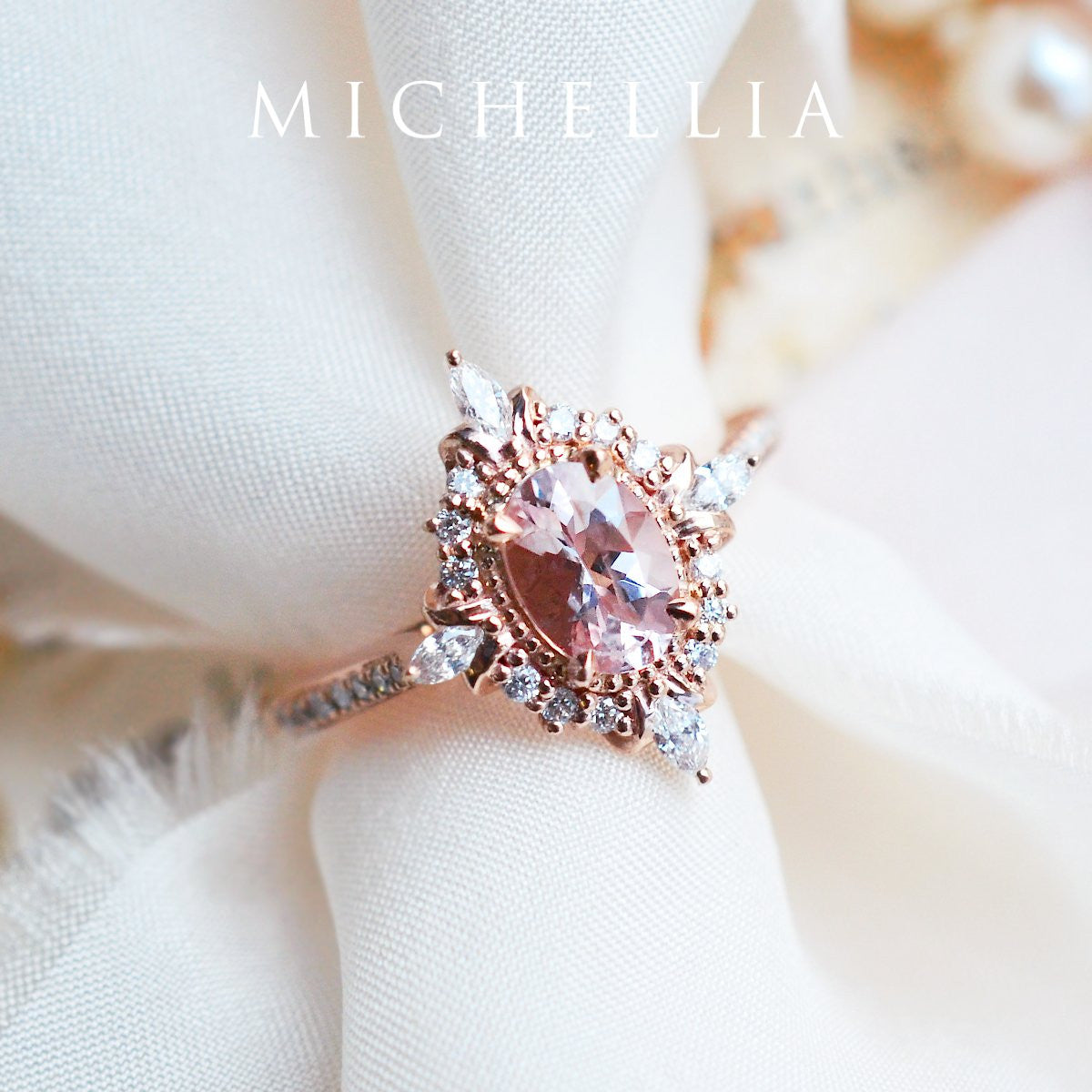 [Alessandra] Art Deco Oval Cut Ring in Morganite