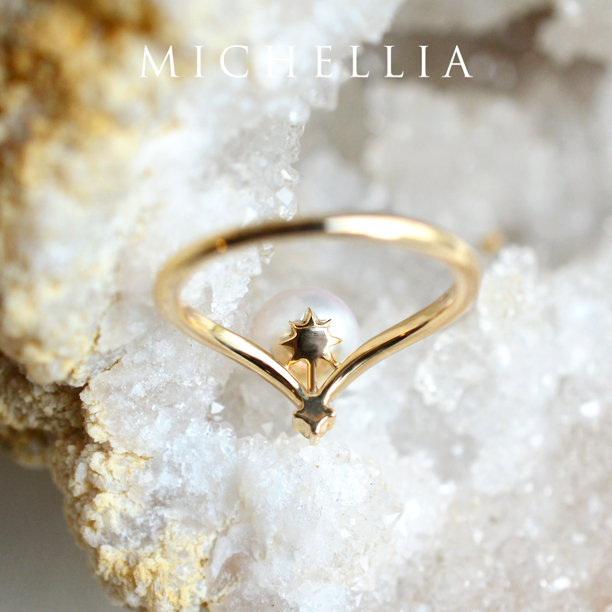 [Aisha] Moonrise Ring in Akoya Pearl