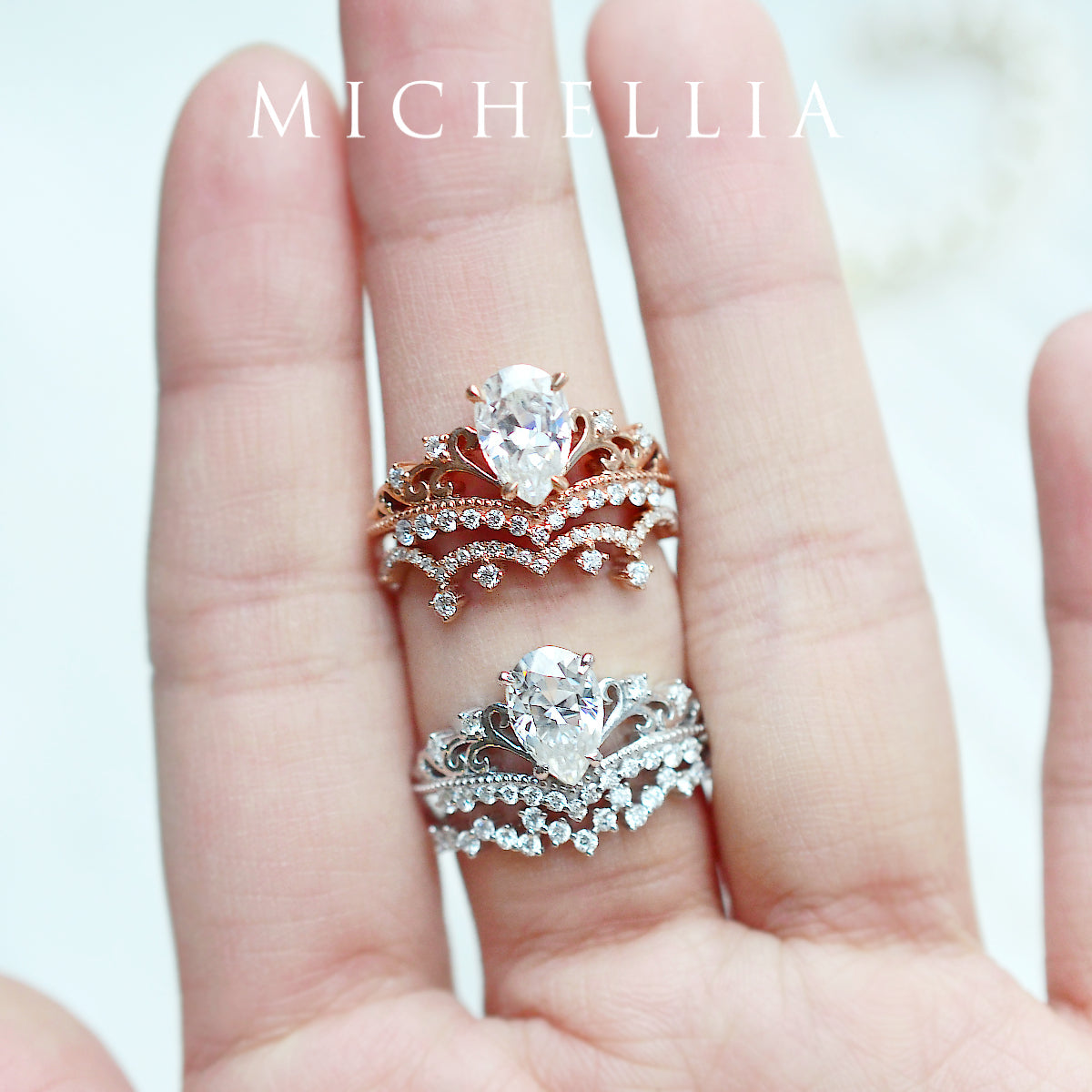 [Francesca] Heirloom Crown Pear Engagement Ring in Emerald