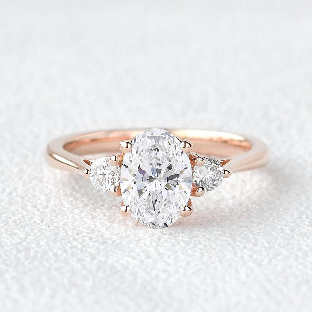 Genevieve’s Essence | 1.5CT Oval Lab‑Grown Diamond Engagement Ring