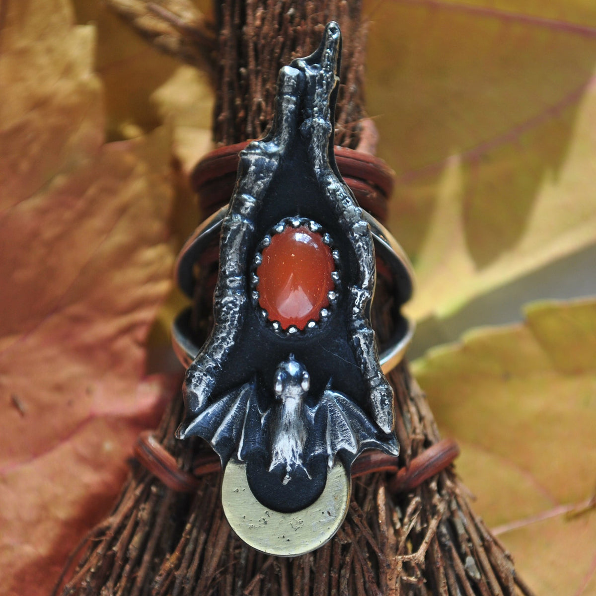 Size 6, The Crooked Woods Houses, Carnelian