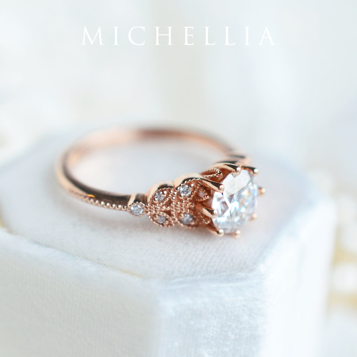 [Kerensa] Classic Floral Engagement Ring in Aquamarine