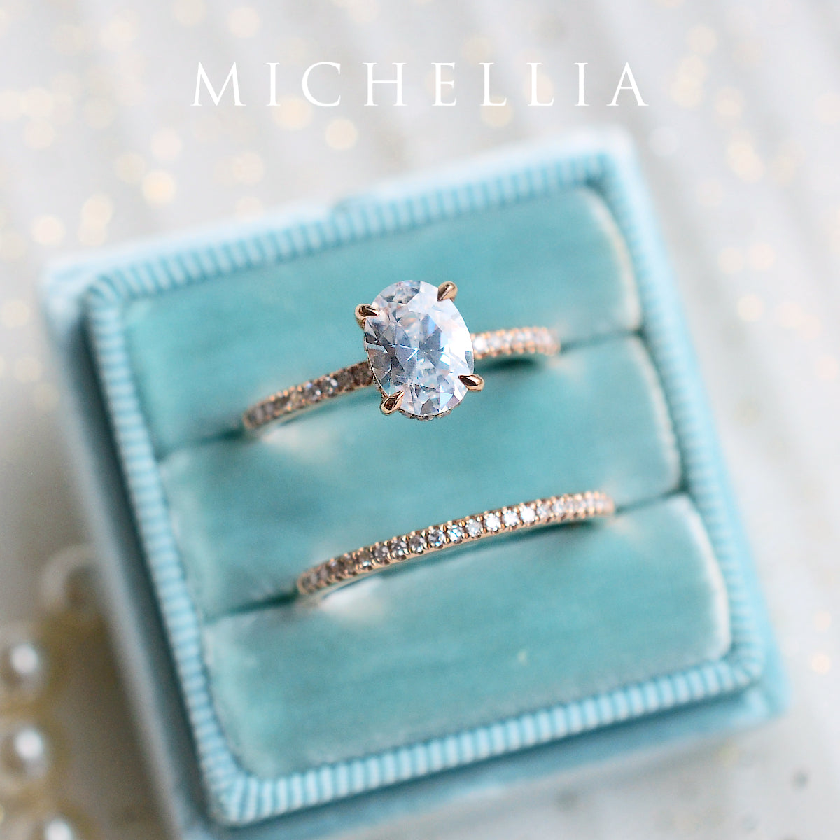 [Elaine] Classic Oval Solitaire Engagement Ring with Hidden Halo in Diamond / Moissanite