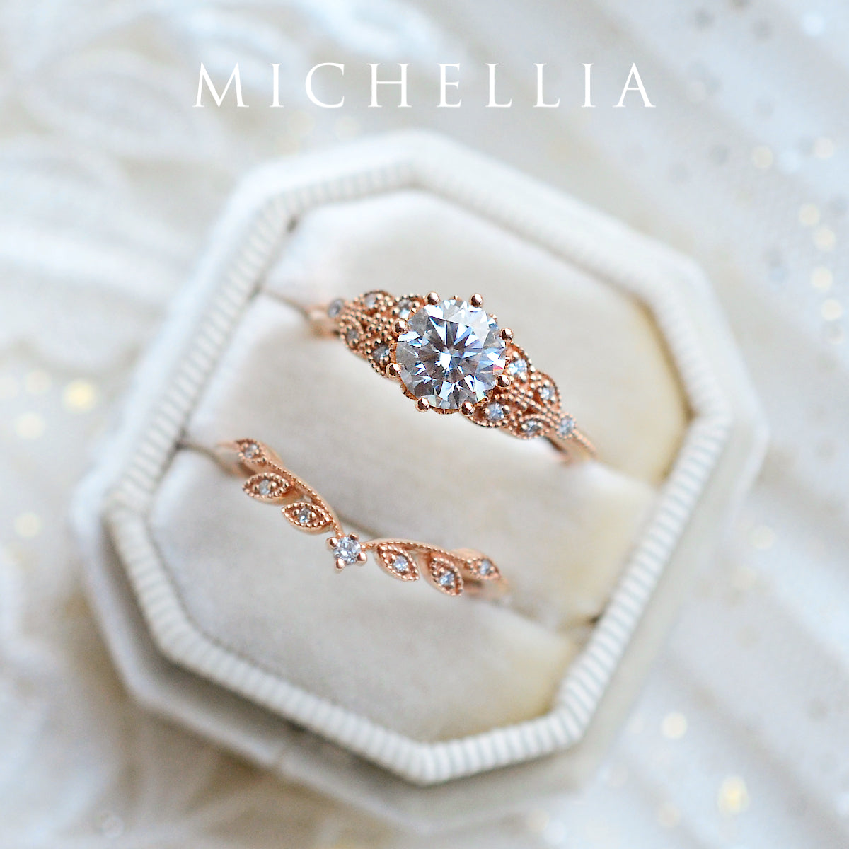 [Kerensa] Classic Floral Engagement Ring in Diamond / Moissanite
