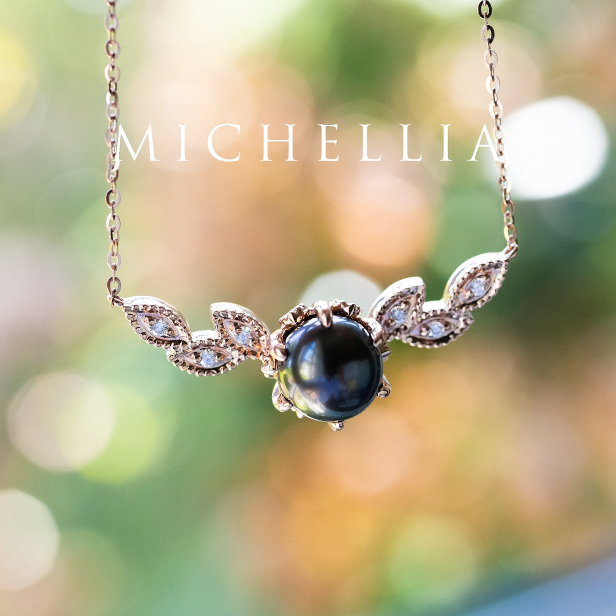 [Dahlia] Floral Leaf Necklace in Akoya Pearl