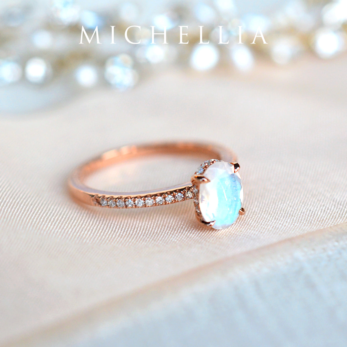[Elaine] Modern Classic Oval Solitaire Ring in Moonstone
