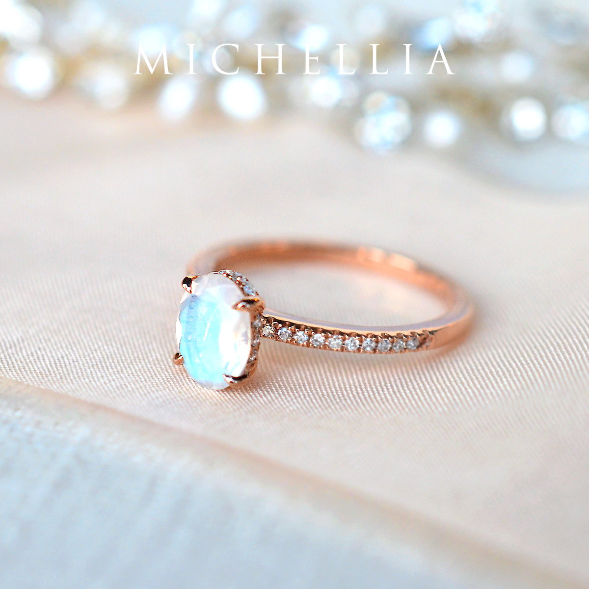 [Elaine] Modern Classic Oval Solitaire Ring in Moonstone