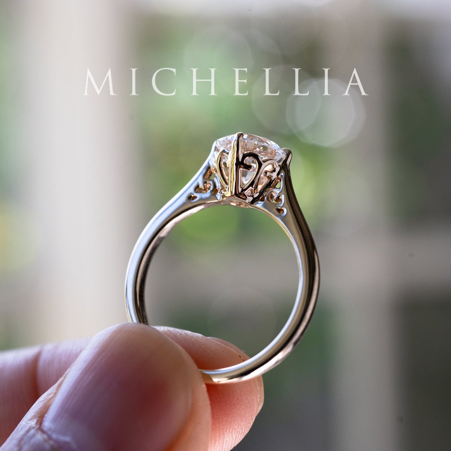 [Marguerite] Victorian Lace Solitaire Engagement Ring in Diamond / Moissanite
