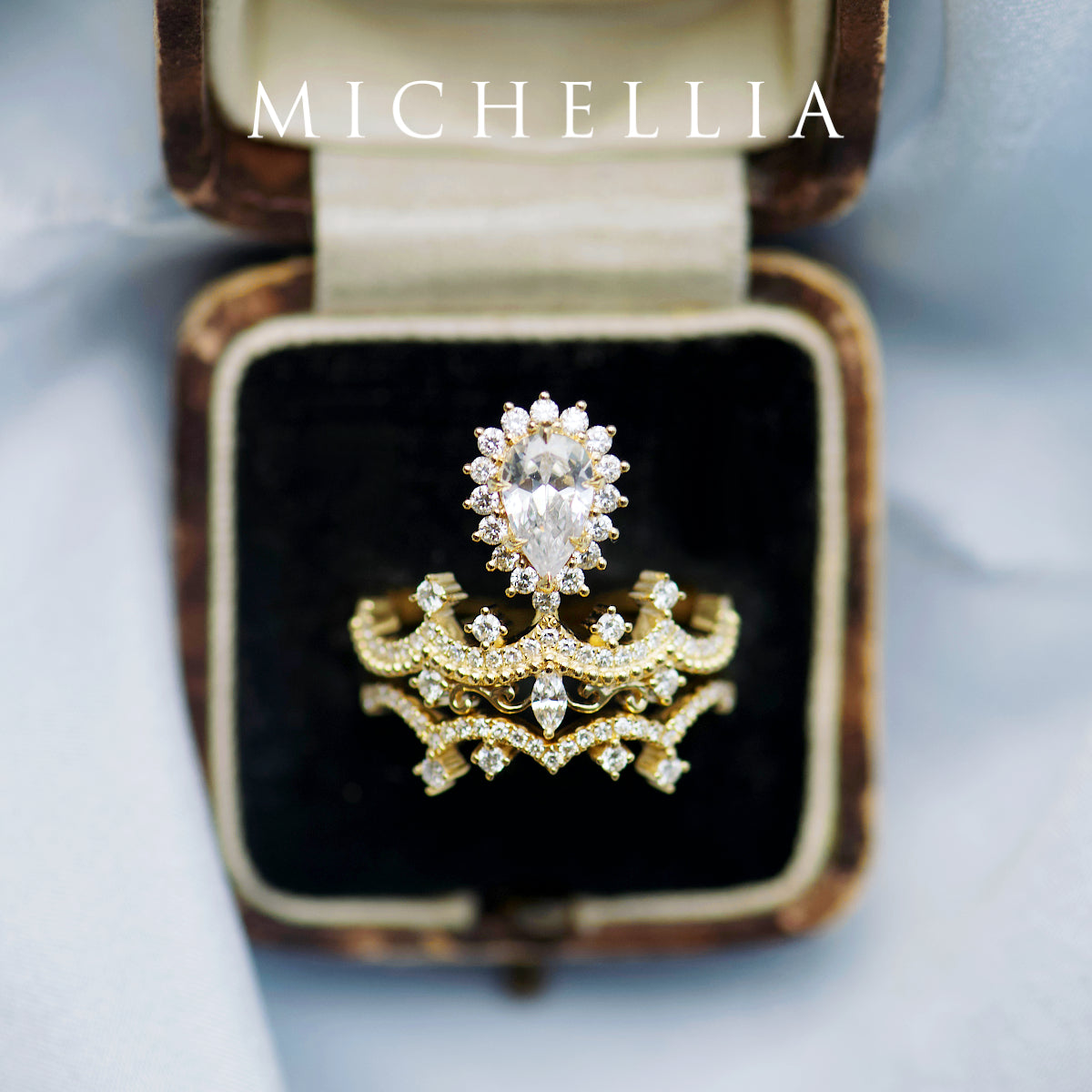[Angelique] Venetian Crown Engagement Ring in Aquamarine