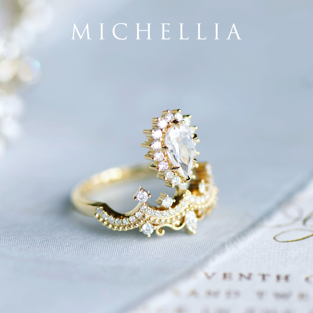 [Angelique] Venetian Crown Engagement Ring in Diamond / Moissanite