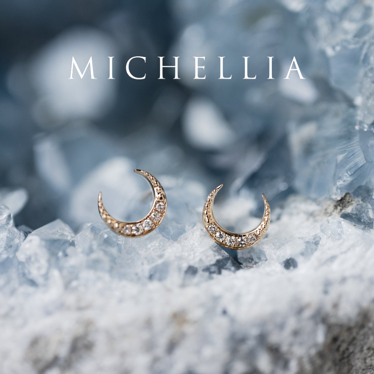[Divina] Ready-to-Ship Crescent Moon Natural Diamond Earrings